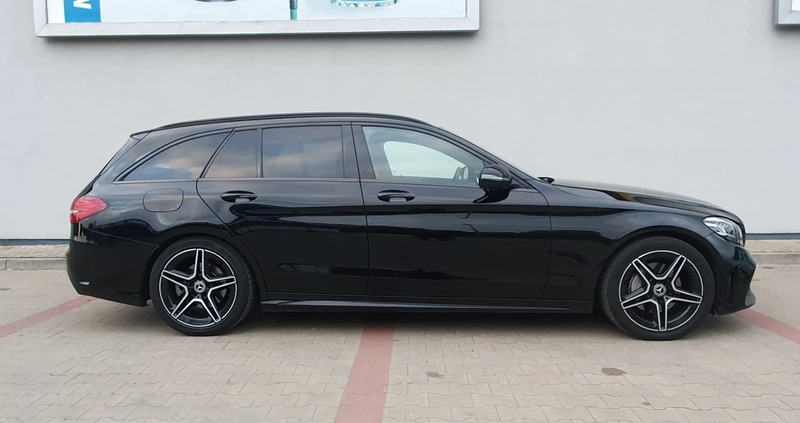 Mercedes-Benz Klasa C cena 107000 przebieg: 191000, rok produkcji 2019 z Lubartów małe 232